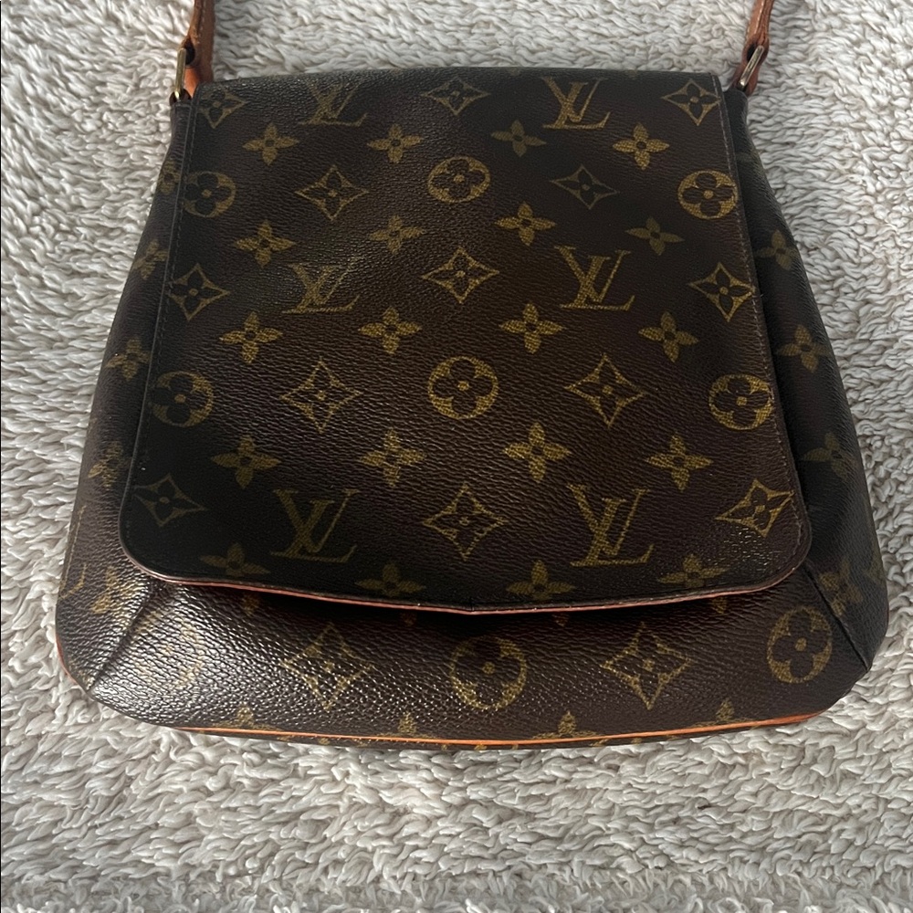 Louis Vuitton  Musette Salsa Monogram crossbody Bag